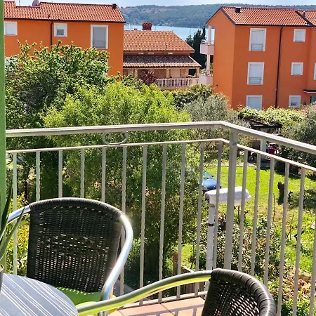 Giuliano Apartament *